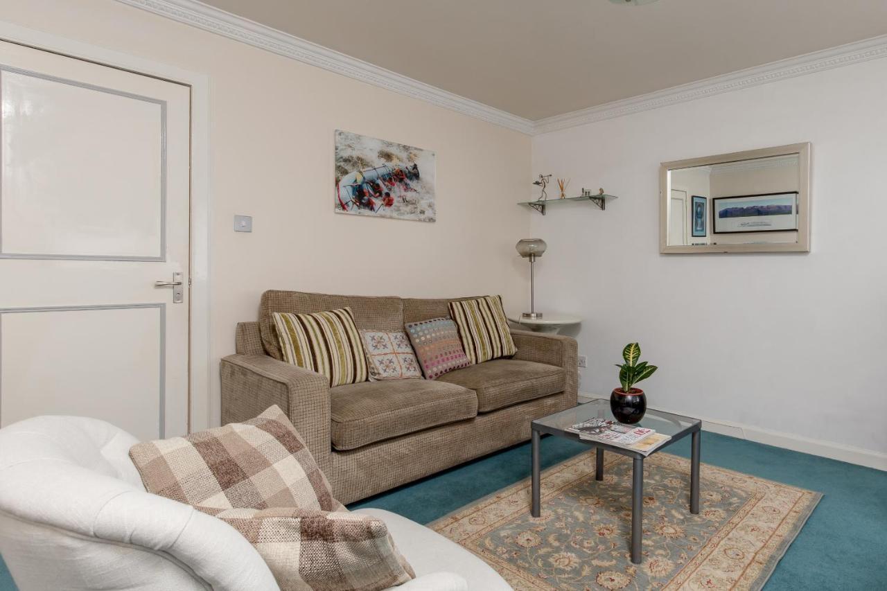 Joivy Chic Apartment In The Heart Of The Royal Mile Edimburgo Exterior foto
