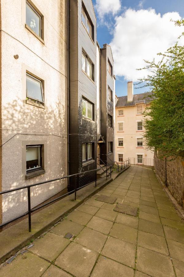 Joivy Chic Apartment In The Heart Of The Royal Mile Edimburgo Exterior foto